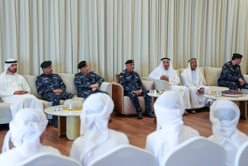 قائد عام شرطة رأس الخيمة يشيد بمجالس مبادرة السنع الإماراتي 