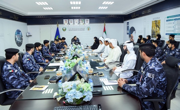 شرطة رأس الخيمة تناقش جاهزيتها التشغيلية لانطلاقة العام الدراسي 2026